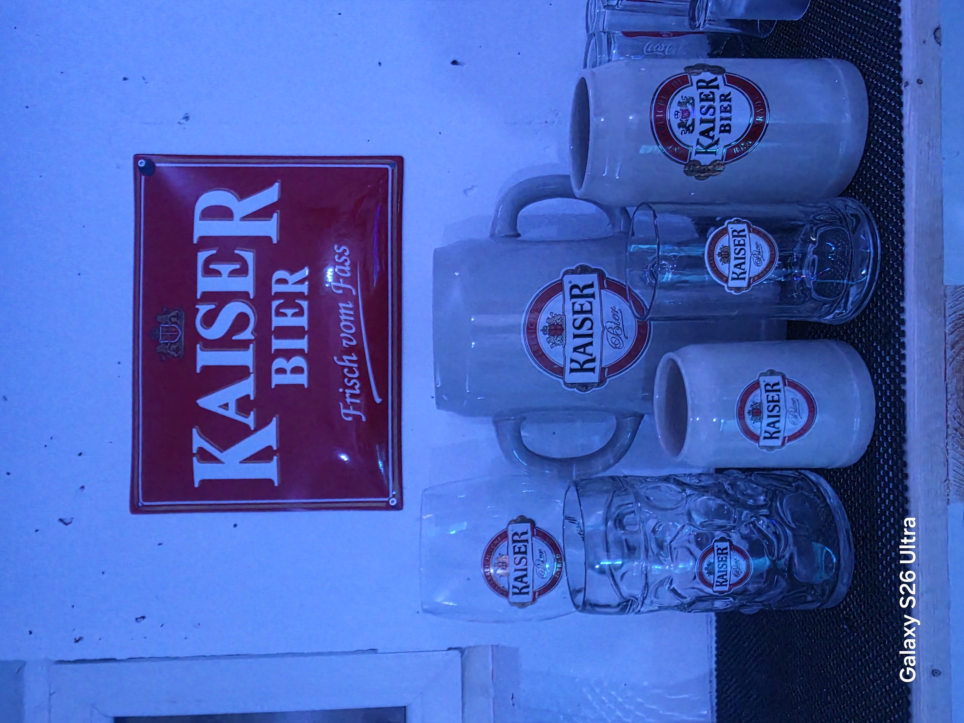 Detailaufnahme unserer Bierkrüge und Gläser